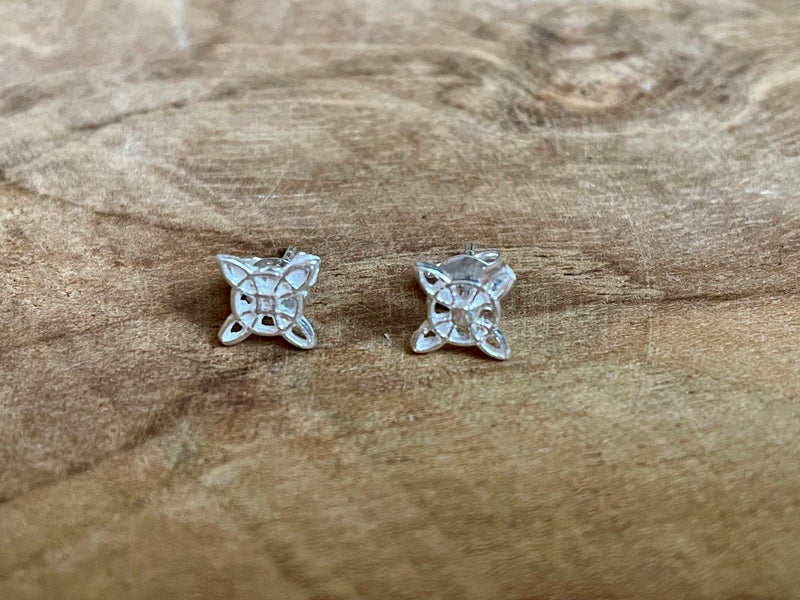PENDIENTES NUDO DE BRUJA